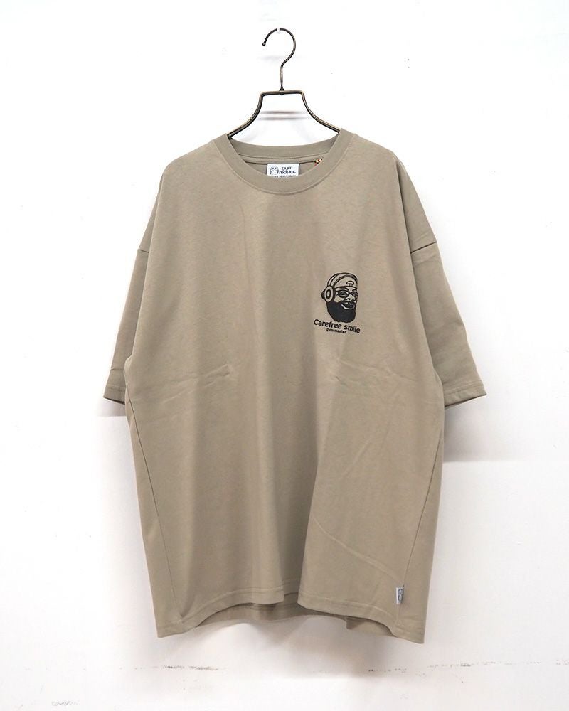 gym master carefree smile ビッグTee