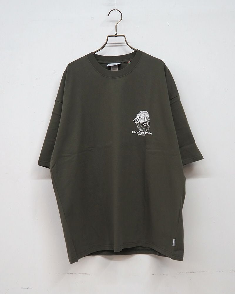 gym master carefree smile ビッグTee
