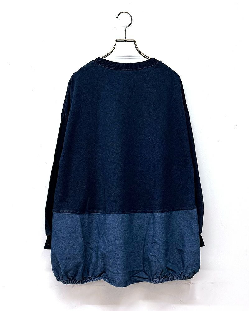 インディゴ裏毛コクーンプルオーバー　長袖　デニム風　異素材切り替え　胸ポケット　コクーンシルエット　裾ギャザー　体型カバー　ナチュラルカジュアル　大人カジュアル