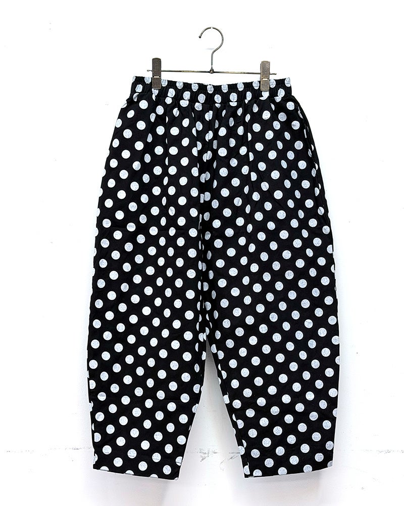 limiless　リミレス　ドットゆるっとパンツ　ドット柄　水玉　ワイドシルエット　ウエストゴム　リラックスパンツ　イージーパンツ　大人ナチュラル　ボトムス