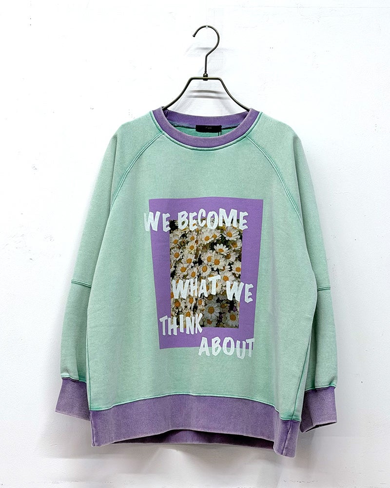 Figgle　フィグル　綿レーヨンバイカラープリント長袖プルオーバー　裏毛スウェット　ユーズド加工　バイカラーリブ　フラワープリント　ヴィンテージ風　リラックスシルエット　大人カジュアル