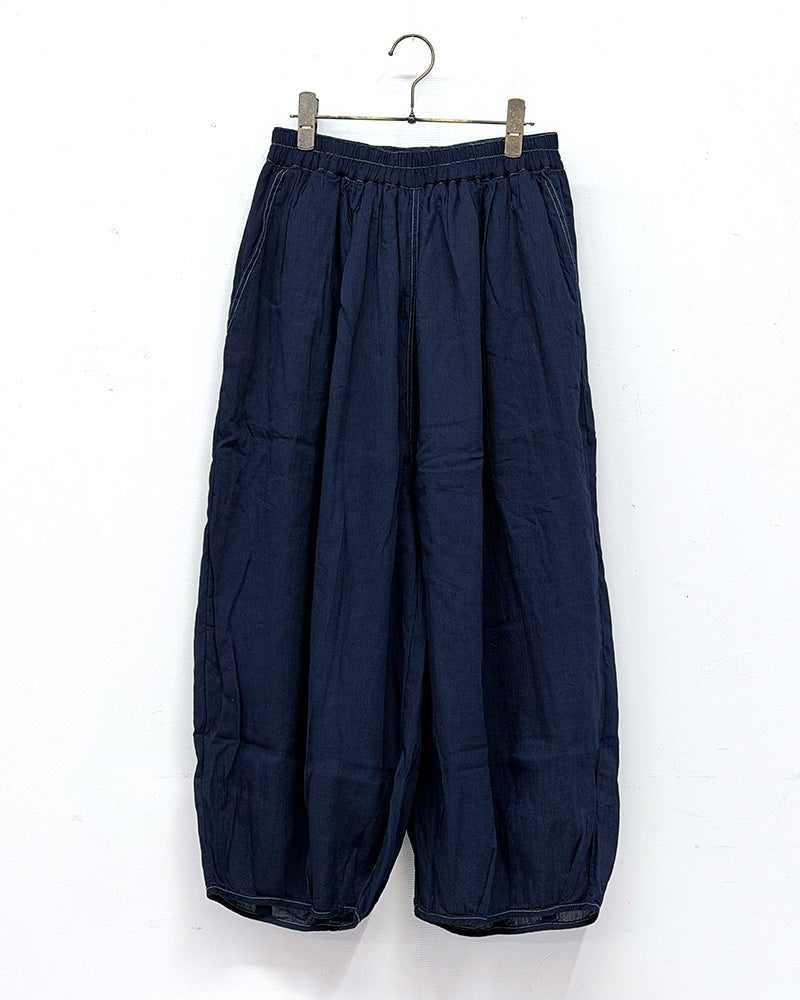 limiless　リミレス　デニムサーカスパンツ　ワイドシルエット　コクーンシルエット　フェード加工ベージュ　セットアップ可能　ウエストゴム　体型カバー　大人カジュアル　ボトムス