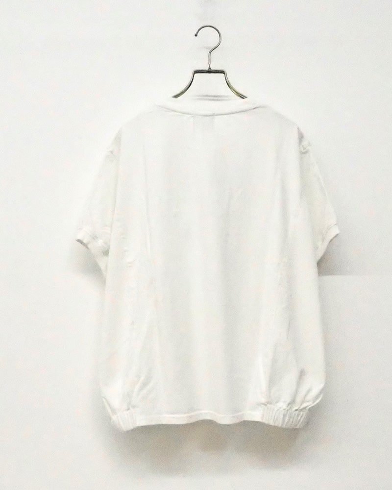 8Laboratory　エイトラボラトリー　パウダー天竺デニムロゴ刺繍プルオーバー　長袖　デニムアップリケ　ロゴ刺繍　ワイドシルエット　サイドスリット　ドロップショルダー　大人カジュアル