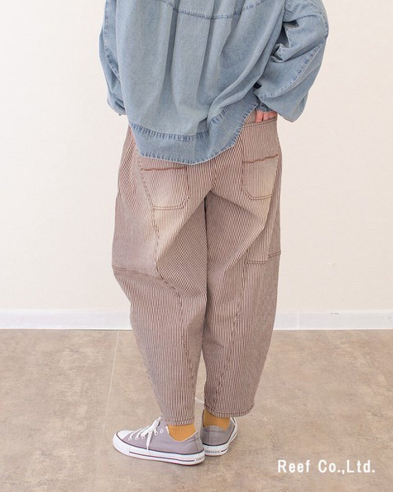 カラーヒッコリーボールパンツ　ワイドパンツ　ヒッコリーストライプ　バルーンシルエット　ワークパンツ　ウエストゴム　体型カバー　大人カジュアル　アメカジ