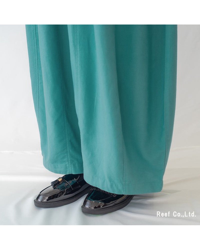 エレファントバルーンパンツ　ワイドパンツ　コクーンシルエット　ボリュームシルエット　清涼感　薄手生地　ウエストゴム　体型カバー　グレージュ　ブルー　レッド　大人カジュアル