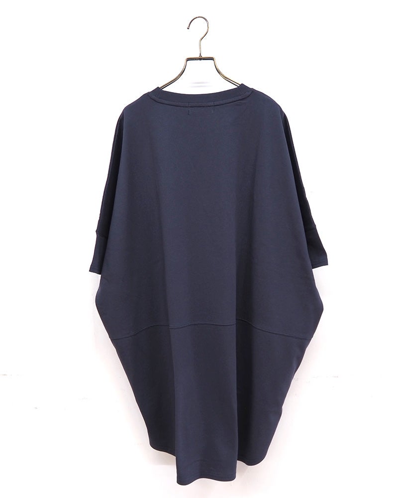 limiless　リミレス　天竺刺繡T　半袖　ビッグシルエット　カレッジロゴ刺繡　立体感　ドロップショルダー　前後差着丈　サイドスリット　大人カジュアル