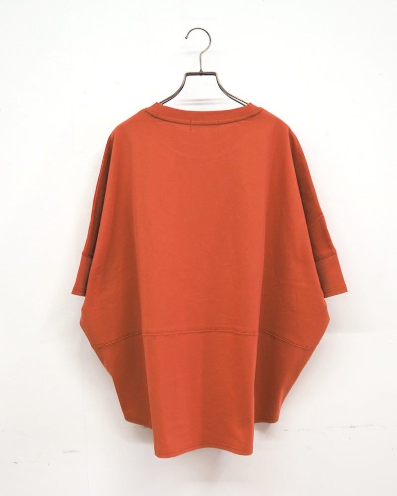 limiless　リミレス　天竺プリントBIG T　半袖　ビッグシルエット　カレッジロゴプリント　ドロップショルダー　前後差着丈　サイドスリット　大人カジュアル