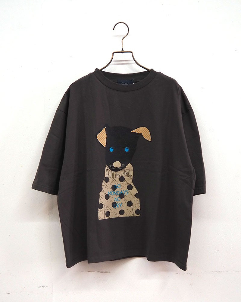limiless　リミレス　犬Tシャツ　半袖　ビッグシルエット　犬イラスト　アニマルプリント　ドロップショルダー　前後差着丈　サイドスリット　大人カジュアル