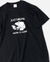 gym master　ジムマスター　JUST CHILLING TEE　半袖　レスラープリント　発泡プリント　立体プリント　ユニセックス　ビッグシルエット　コットン100%　大人カジュアル