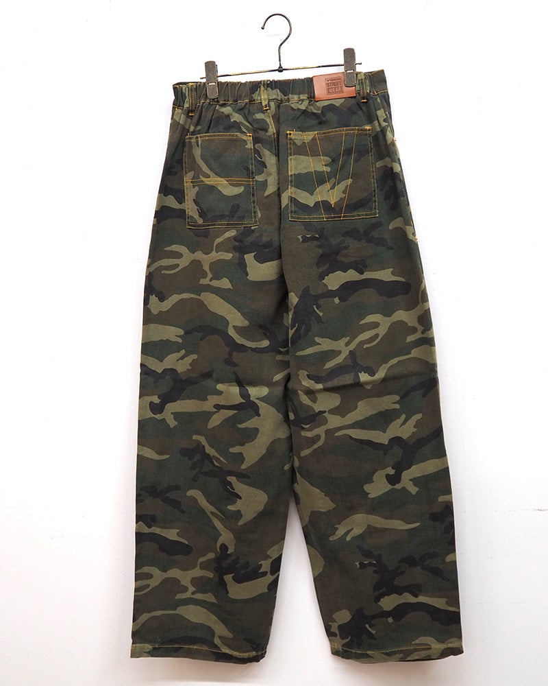 VISION STREET WEAR ヴィジョンストリートウェア リジットデニムダブルニーパンツ ワークペインターパンツ 未洗いノンウォッシュ ハリ感デニム生地 柔らか総柄生地 レオパード柄迷彩柄ツリー柄 配色ステッチデザイン バックポケットVステッチ ストレートワイドシルエット ユニセックス