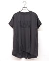 8Laboratory エイトラボラトリー 汗シミ防止天竺ドルマンプルオーバー 半袖Tシャツ フロント英字ロゴプリント バックドレープデザイン 後ろ姿立体切替 ドルマンスリーブワイドシルエット 汗シミ防止加工天竺生地 フリーサイズ 全4カラー ナチュラルカジュアル