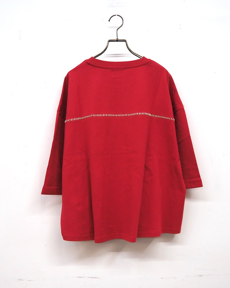 8Laboratory エイトラボラトリー 天竺アウトステッチ6分袖T カットソー6分袖Tシャツ 左胸ハート型ワンポイントロゴ刺繍 首元背中袖配色ハンドステッチ風デザイン 前後差ラウンドヘム ドロップショルダーワイドビッグシルエット フリーサイズ 全2カラー ストリートカジュアル アメカジナチュラルスタイル夏コーデ