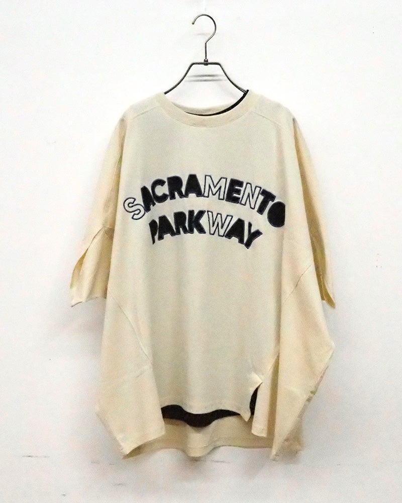 limiless リミレス 刺繍Tシャツアンサンブル 2点セット 半袖カットソー ロゴくり抜きカットワーク刺繍 配色レイヤード 首元裾のぞかせ インナーセット ドルマンスリーブ ゆったり ビッグシルエット フリーサイズ アメカジ ストリート カジュアル夏コーデ