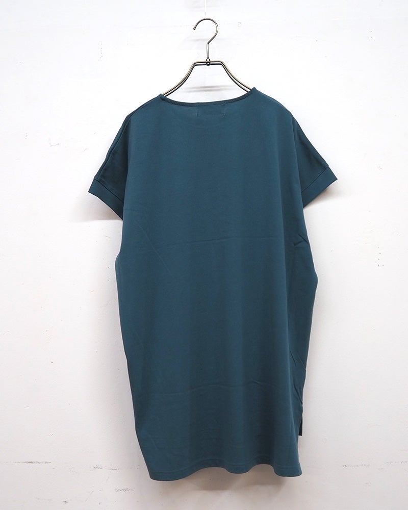 limiless リミレス 天竺ネコ刺繍プリントT ロングTシャツ チュニック丈 半袖カットソー ネコイラストプリント CATSロゴ立体刺繍 ロールアップ袖 サイドスリット 前後差裾 コットン天竺生地 フリーサイズ ゆったり オーバーサイズ 大人カジュアル 猫好き 夏コーデ