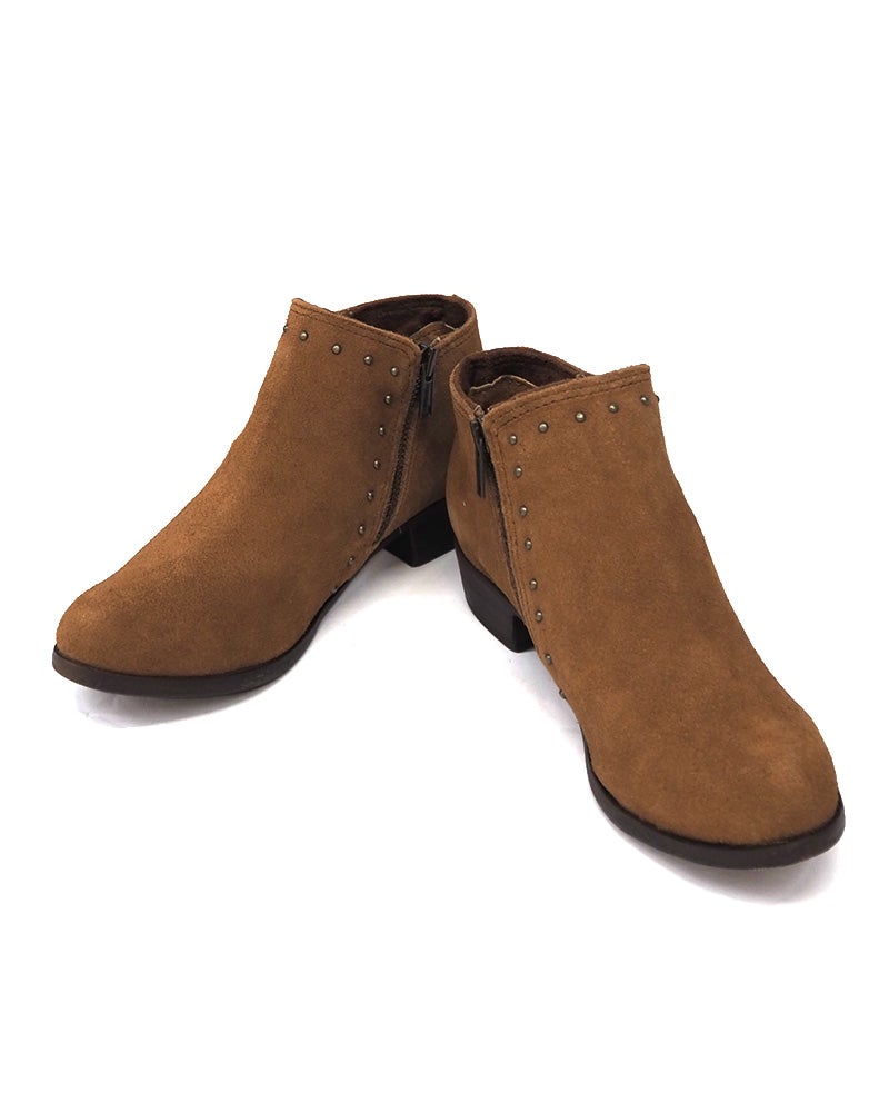 MINNETONKA ミネトンカ BRIE BOOT ブリーブーツ スタッズ付きスエードショートブーツ ブーティー アンクルブーツ スエードレザー ウェスタンヒール 太ヒール 履きやすい ポインテッドトゥ レディースシューズ モード甘辛MIX 秋冬コーデ