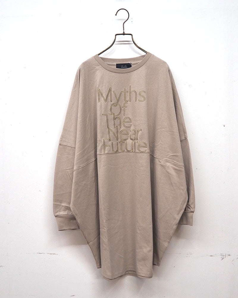 limiless リミレス 天竺BIG刺繍TEE 長袖Tシャツ ロンT ビッグロゴ刺繍 英字刺繍 コクーンシルエット チュニック丈 ドロップショルダー ビッグシルエット オーバーサイズ ユニセックス レディース ゆったり 体型カバー ストリートモード秋冬コーデ ブラックダークグリーンワインベージュ